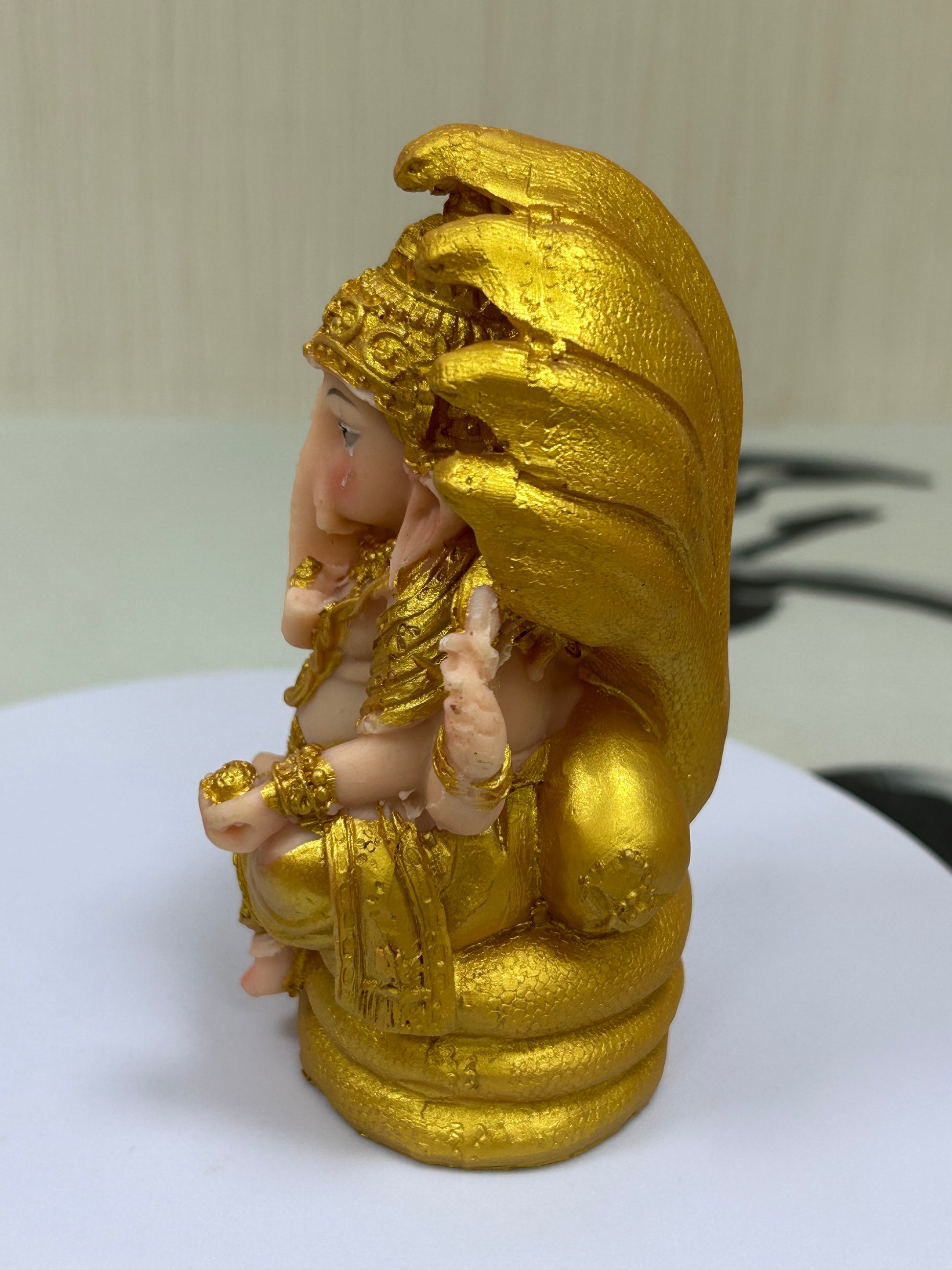 11cm Resin Ganesha Statue for Home Altar - Handcrafted Hindu God of Wisdom Dec