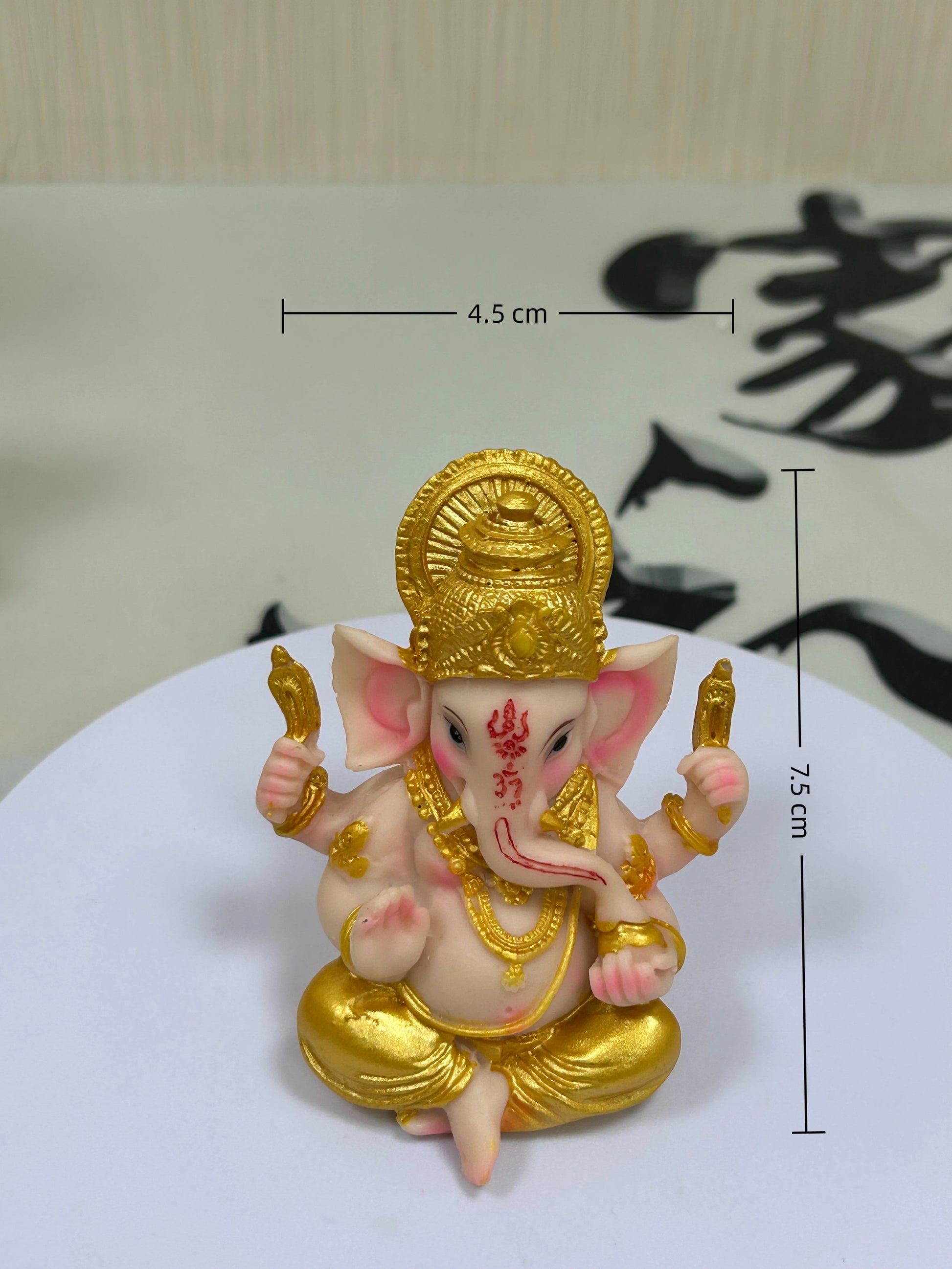 8cm Resin Ganesha Statue for Home Altar - Handcrafted Hindu God of Wisdom Decor
