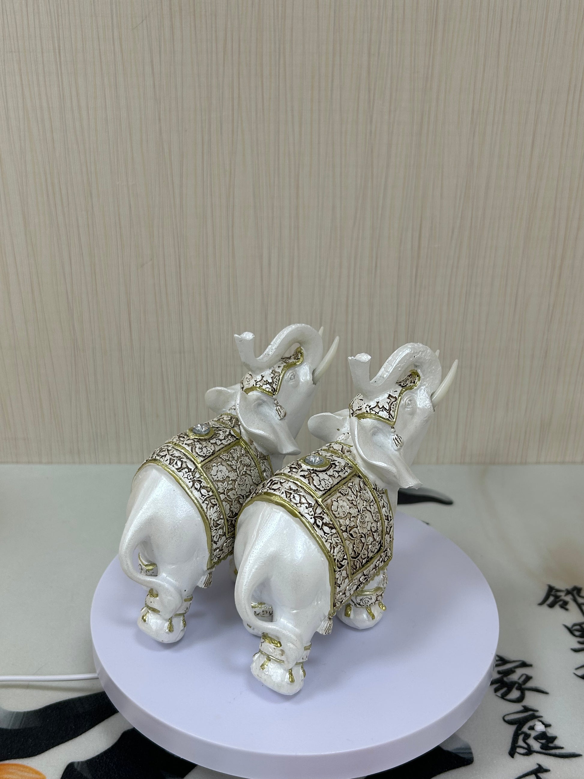 Harmony Twin Elephants - Feng Shui Resin Sculptures for Home Bliss