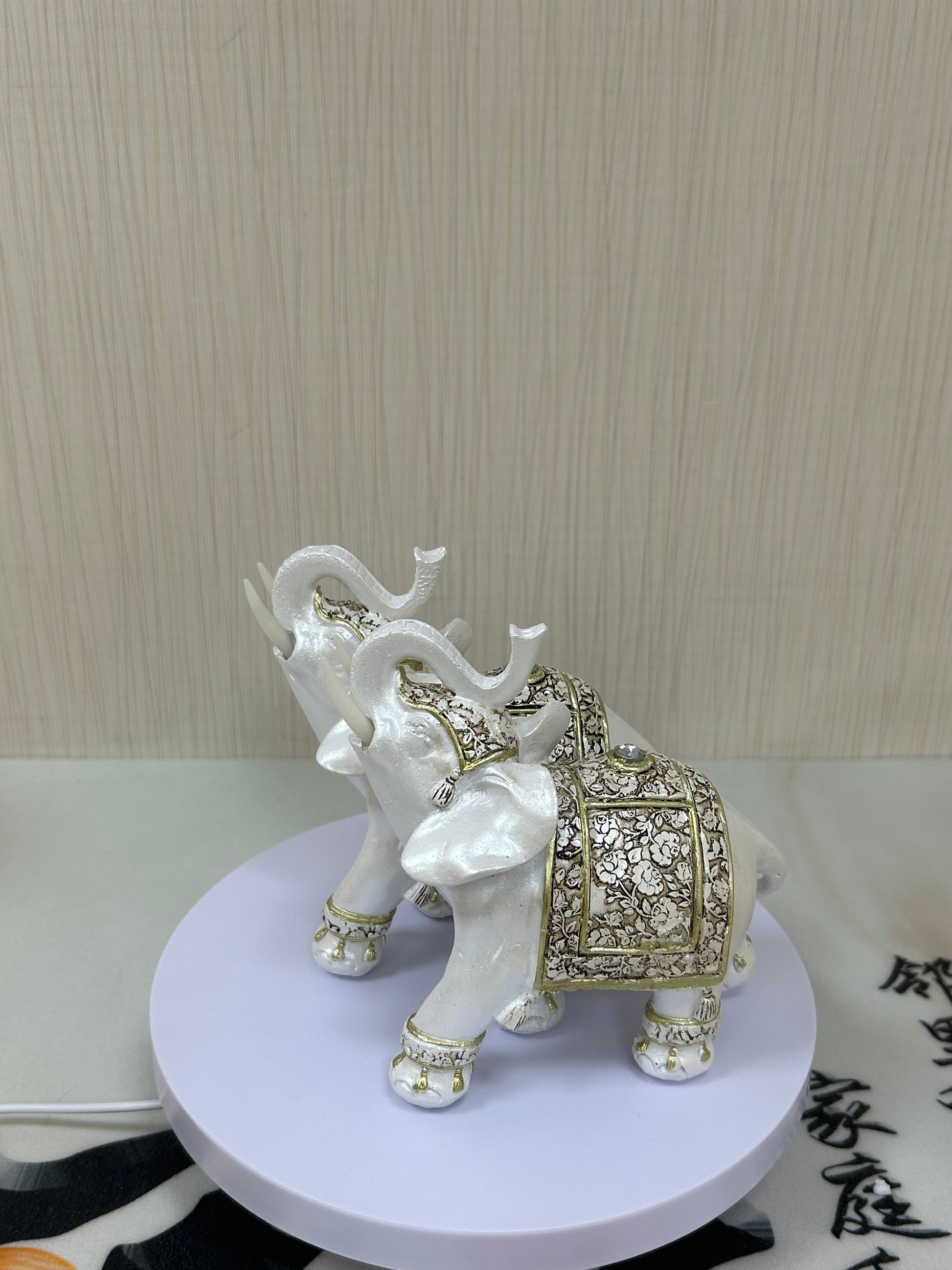 Harmony Twin Elephants - Feng Shui Resin Sculptures for Home Bliss
