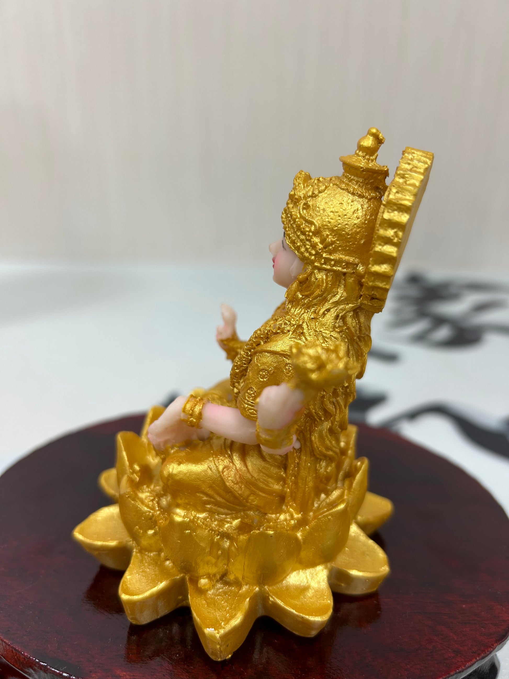 8cm Bring Blessings Home - Handcrafted Lakshmi Idol for Wealth & Joy