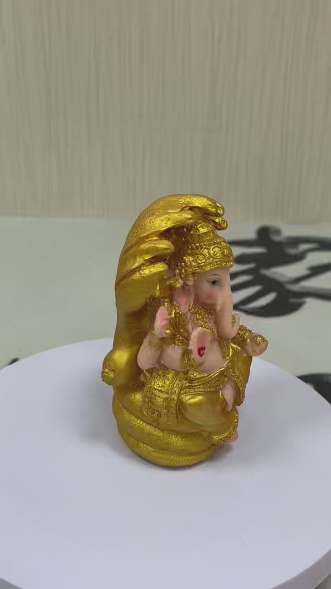 11cm Resin Ganesha Statue for Home Altar - Handcrafted Hindu God of Wisdom Dec