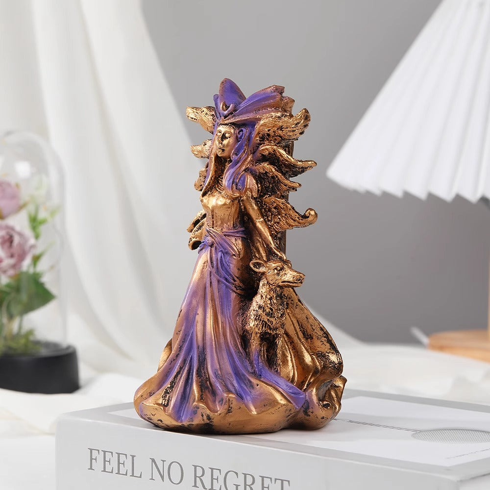 Magic goddess statue Resin Hecate Triple Goddess Statue