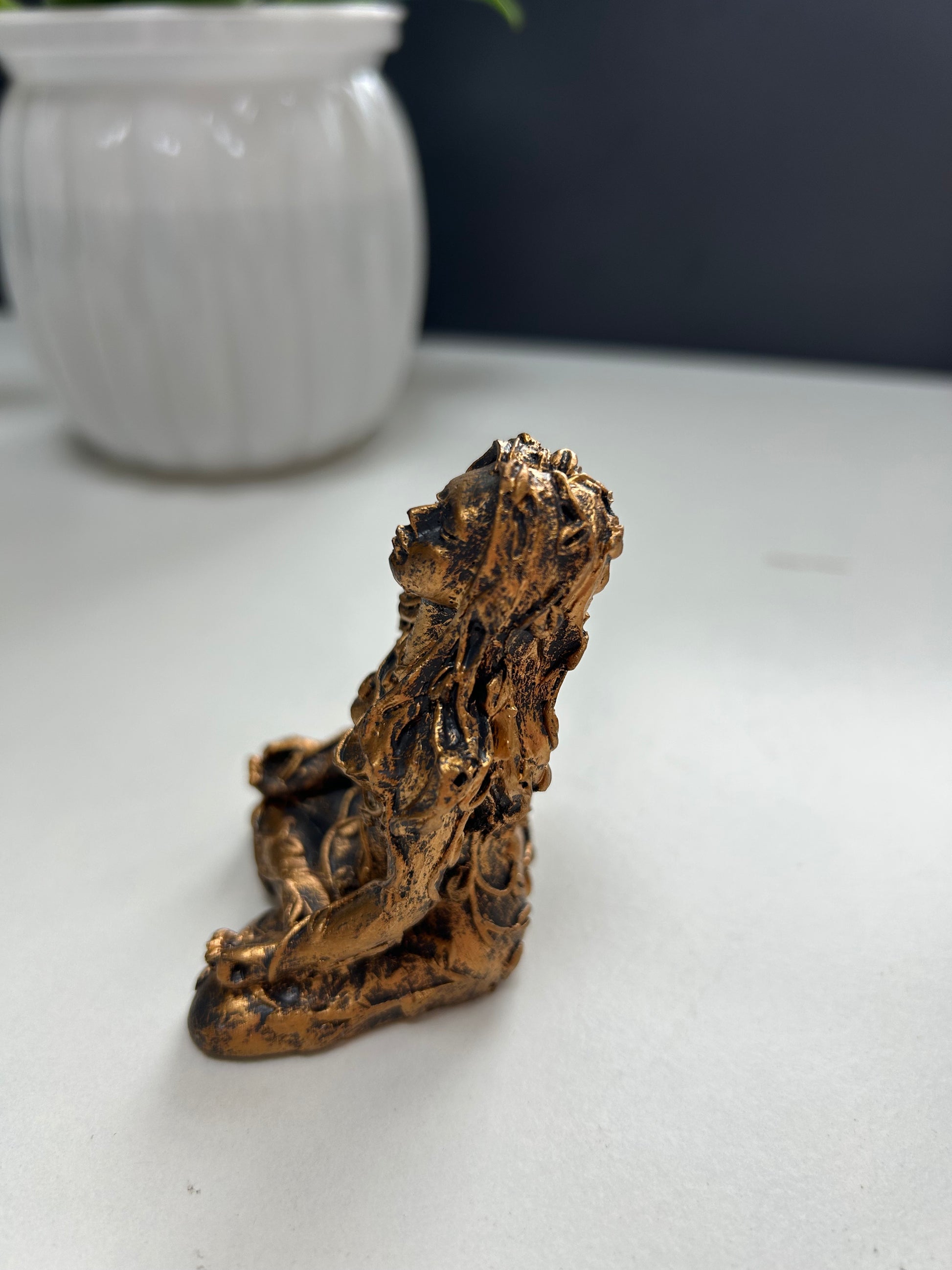 Gaia Statue copper material home decor