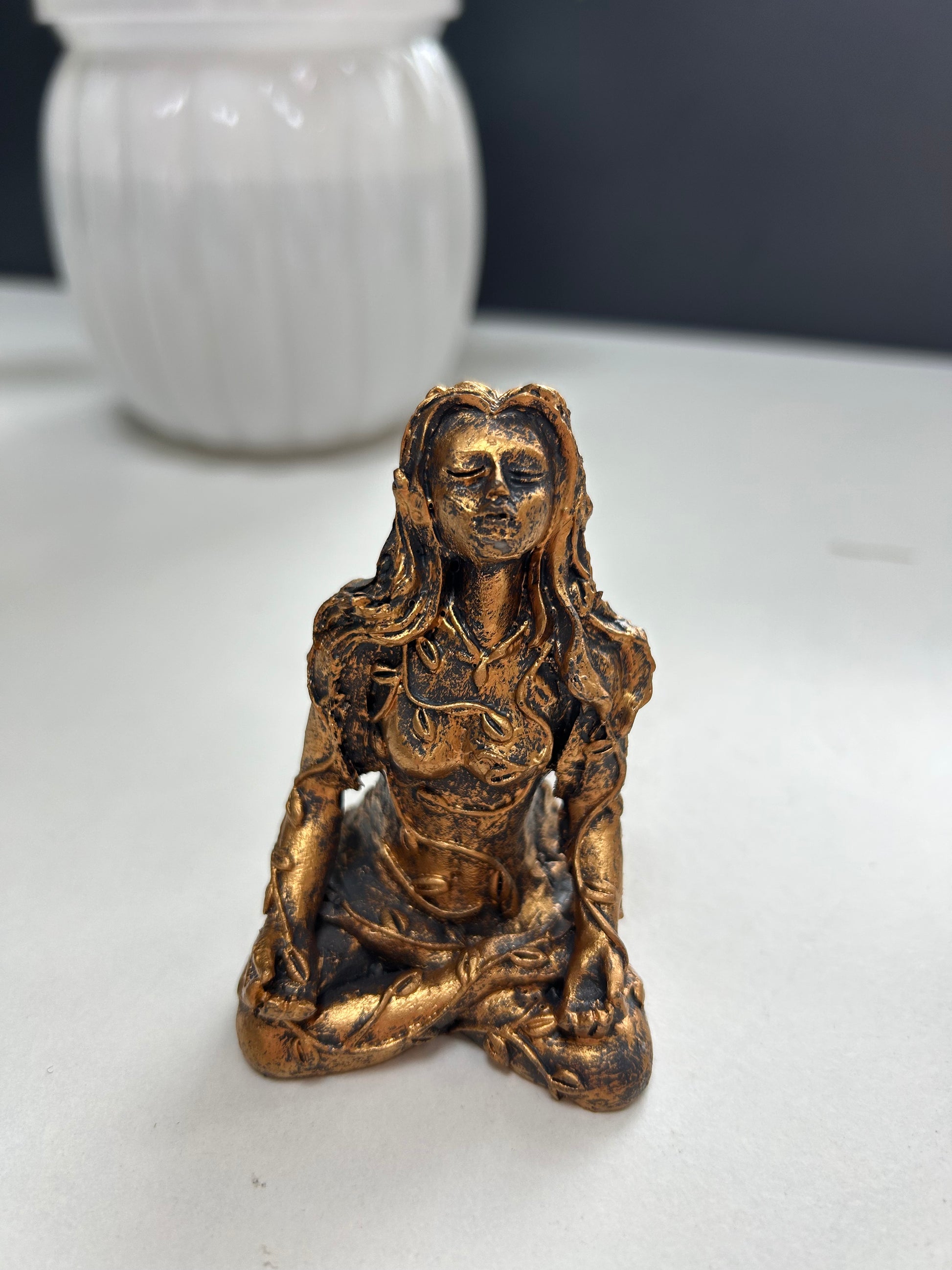 Gaia Statue copper material home decor
